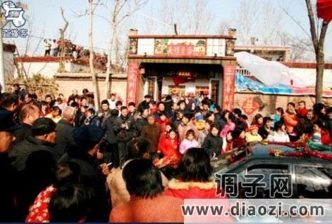 [流行]  为月黑天老师，邓洛章老师简编《娶新娘》